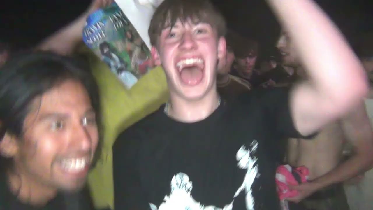 TRAVIS SCOTT LIVE @ Leeds Festival 2025 [FULL SET PIT POV]