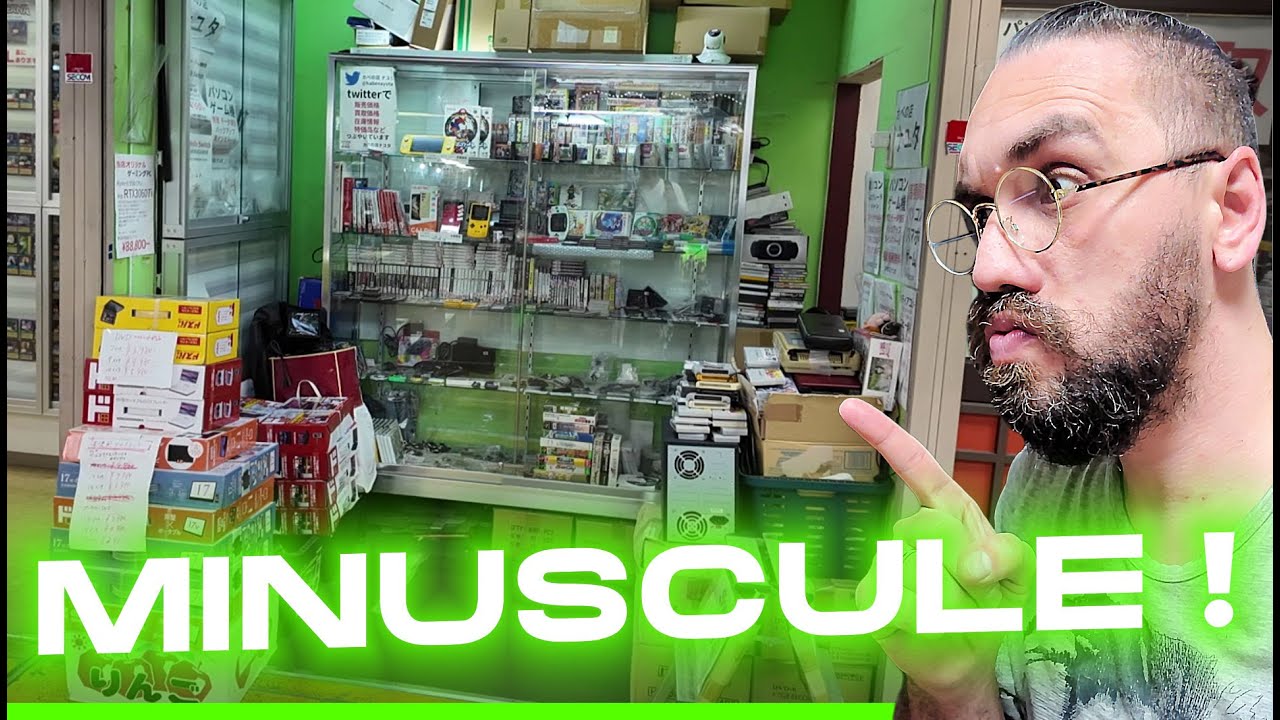 La PLUS PETITE BOUTIQUE de RETRO GAMING à TOKYO ! - Akihabara VLOG