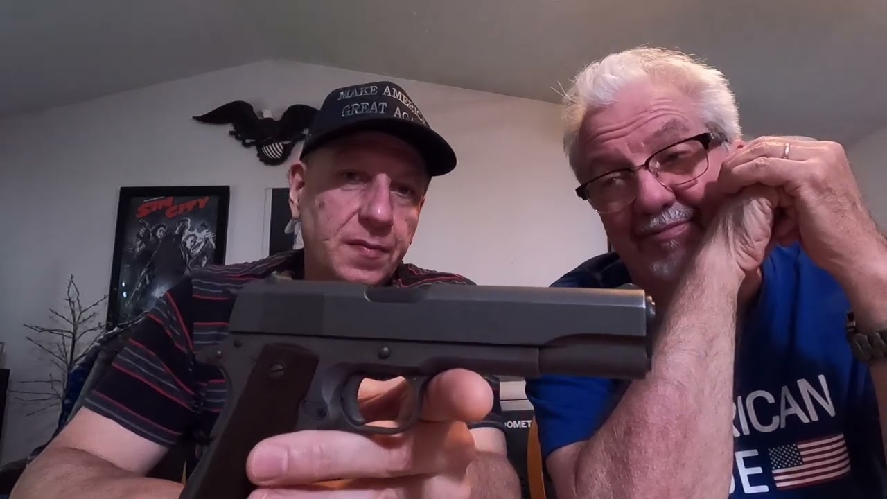 ВСЕ оригинальные Remington Rand M1911A1, выпущенные в 1945 году, крупные планы и обсуждение