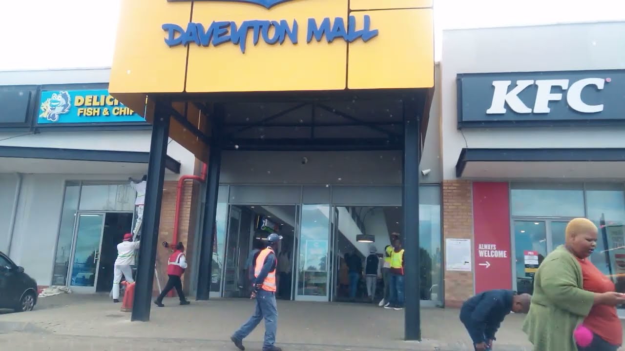 Ekasi life. 🧬 Daveyton Mall to Etwatwa😎🤣😍😘🥰🤩🤗