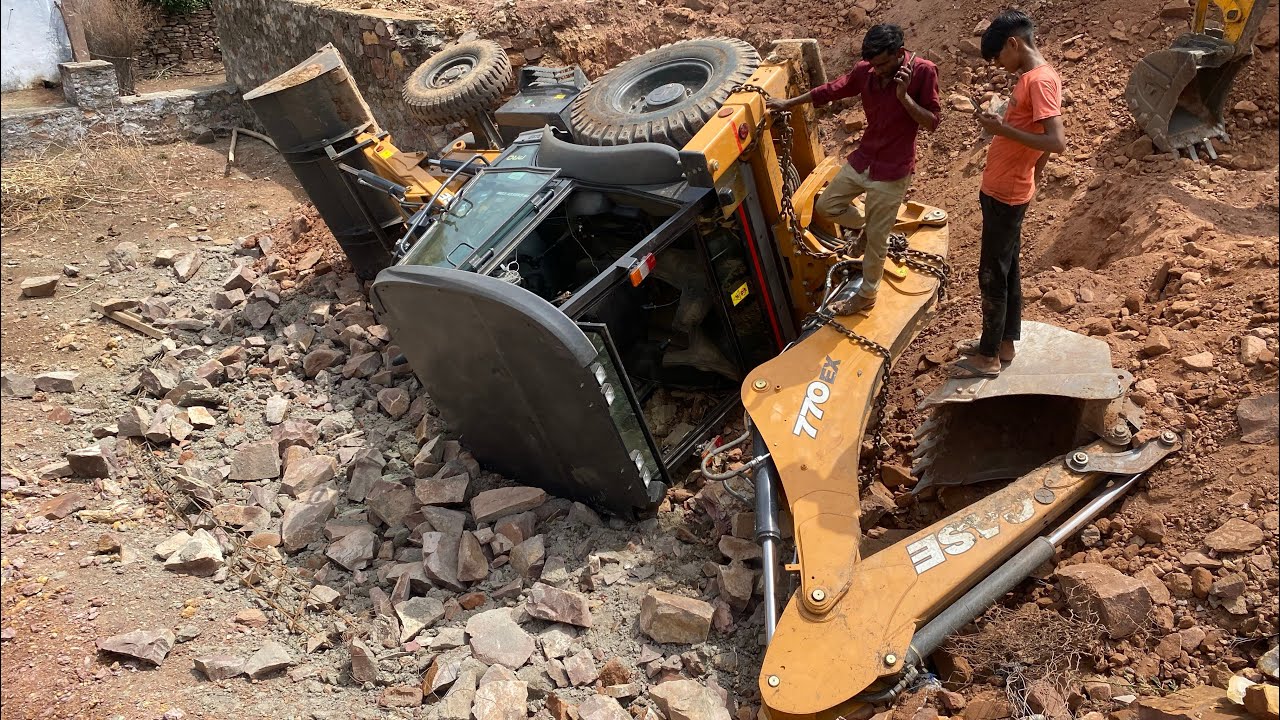 New case770ex मशीन का ऐक्सिडेंट || बकवास मशीन || jcb 3dx ने निकाली