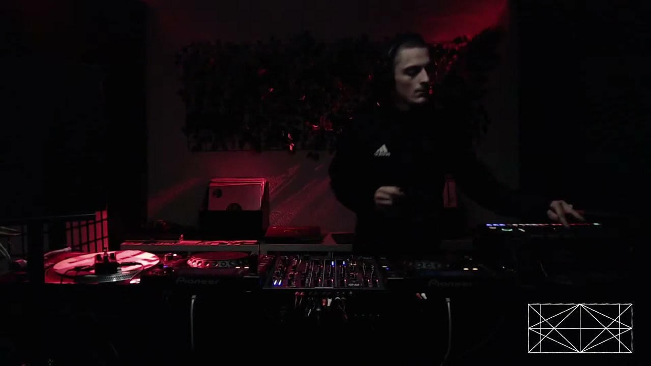 Modulate 17 | Maxim Bogdanovic
