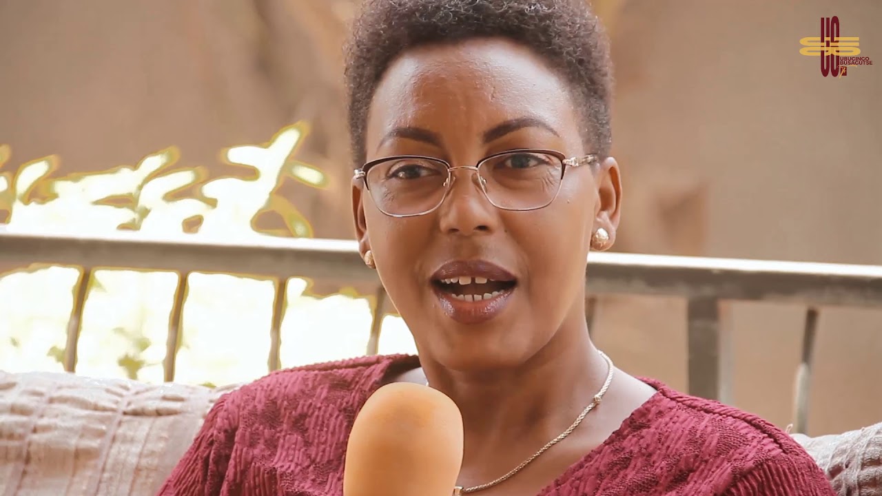 Kwirikirana iyi Intahe wumve ingene Imana yazuye uyu mu maman ikongera Ikamukiza tumeur yo mu mutwe