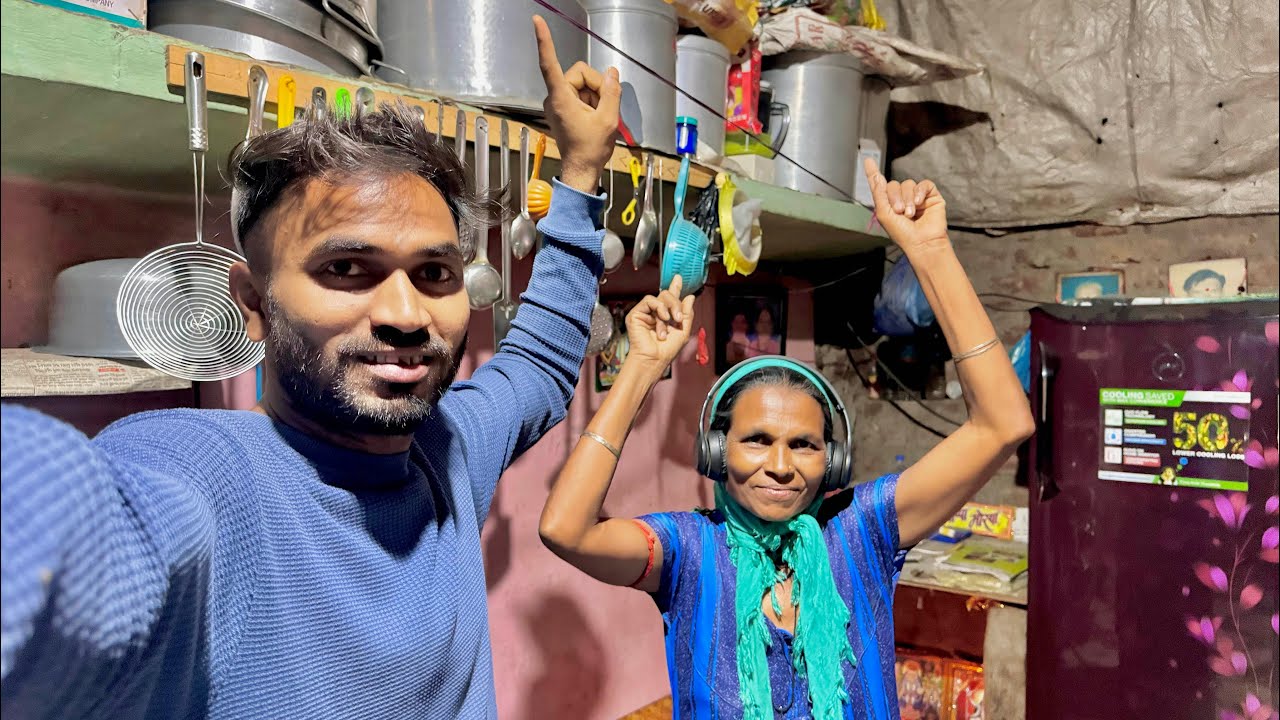 મમ્મી નું મનપસંદ સોંગ પર બોજ નાચિયા 🕺❤️
