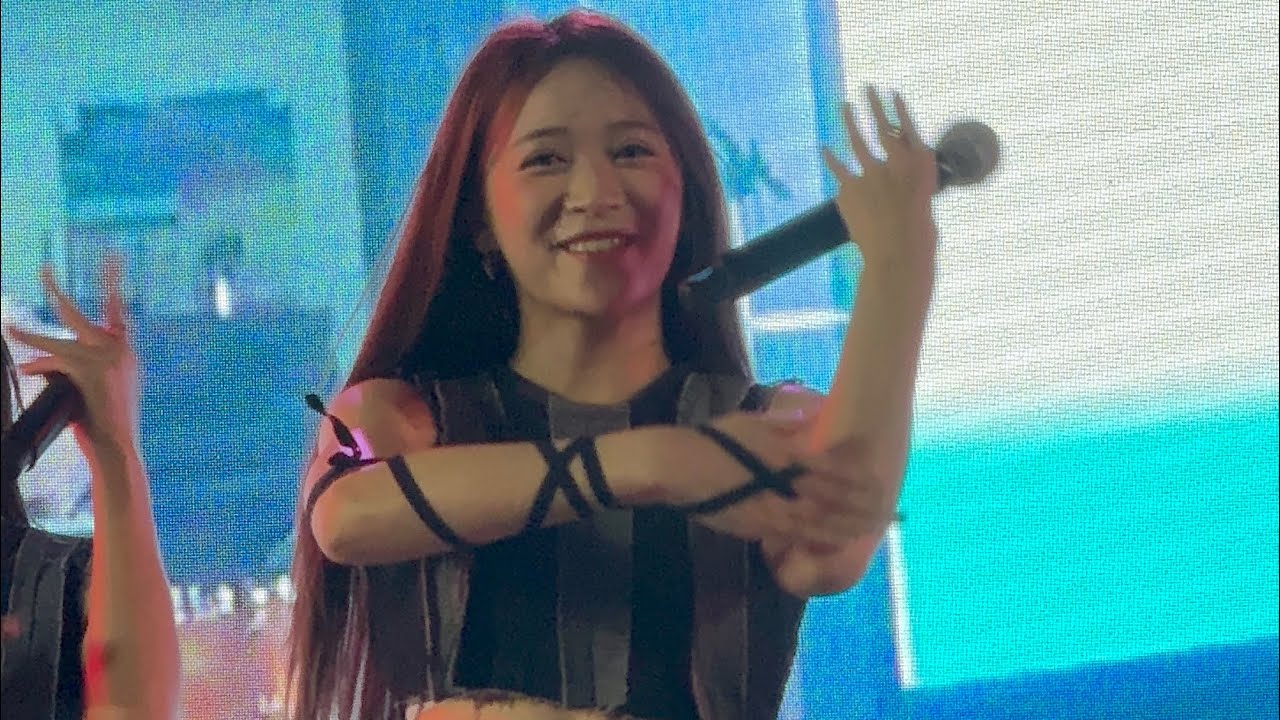 BNK48 - Mirai to Wa? | Hoop FanCam (Sriracha Japan Festival Si Racha Park) 241214