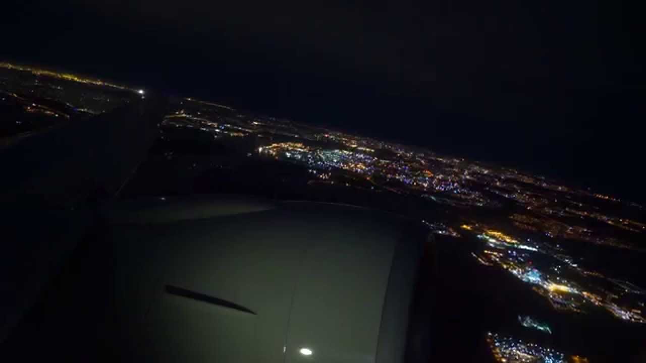 Singapore Airlines Boeing 777-300ER 9V-SWT takeoff at Singapore Changi