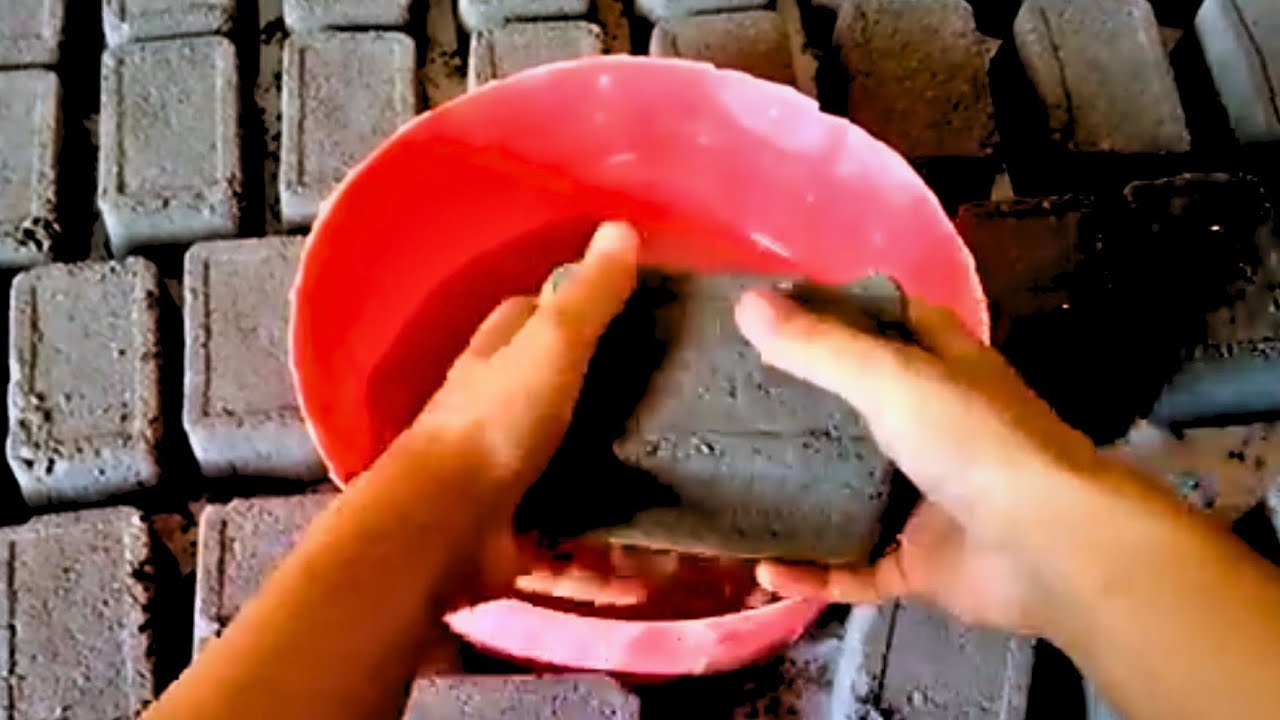 ASMR _ Old Charcoal mini brick 🧱 water crumbling+Dipping fully satisfying #asmr #satisfying 