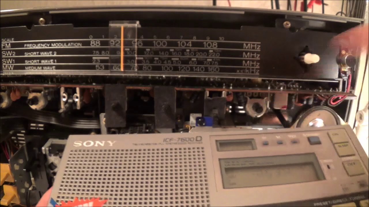 AM Oscillator Test Using A Radio