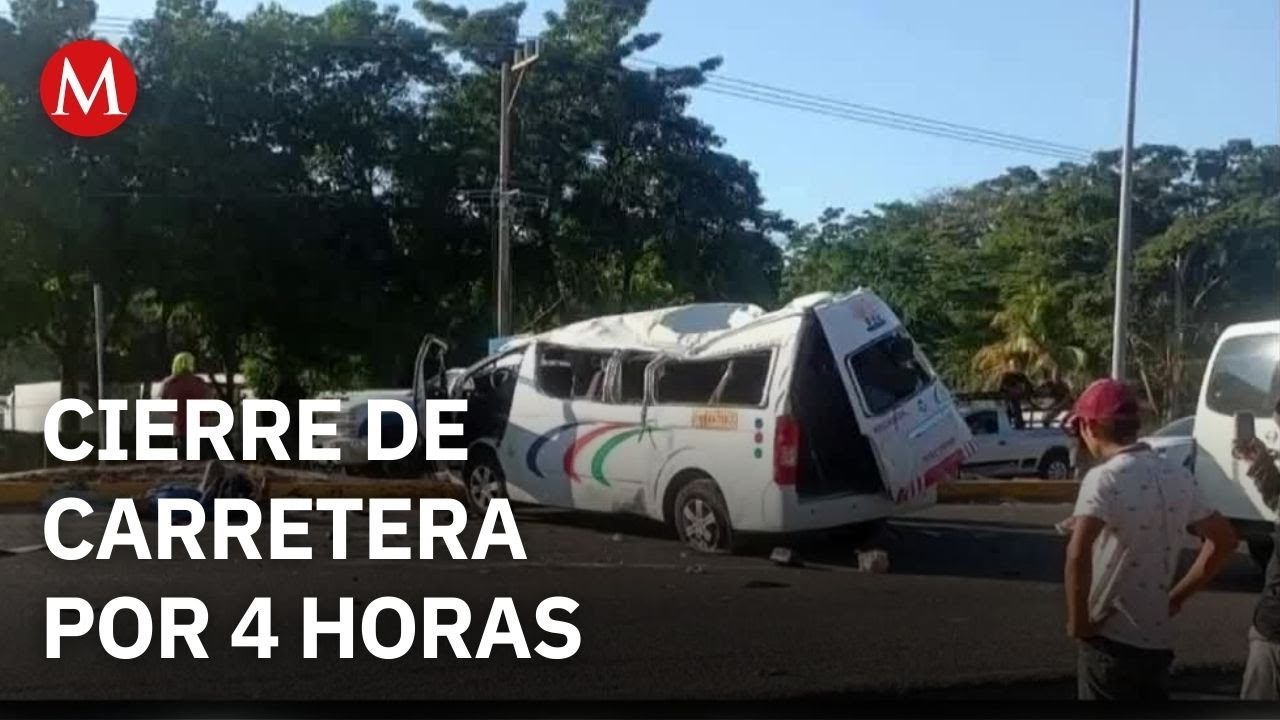 Choque entre combi y tr&aacute;iler en Tapachula deja dos fallecidos y seis lesionados
