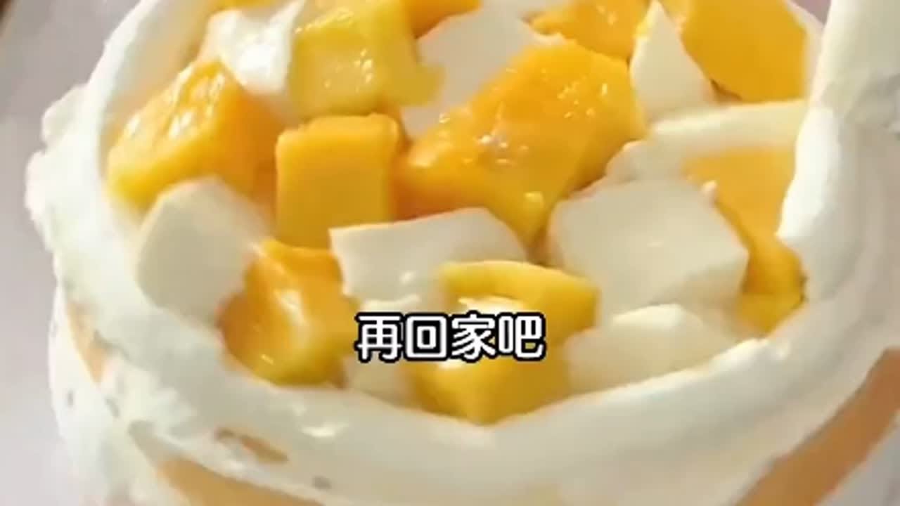 当了霸总的一年舔狗后，我看上了她的高冷未婚妻当了
