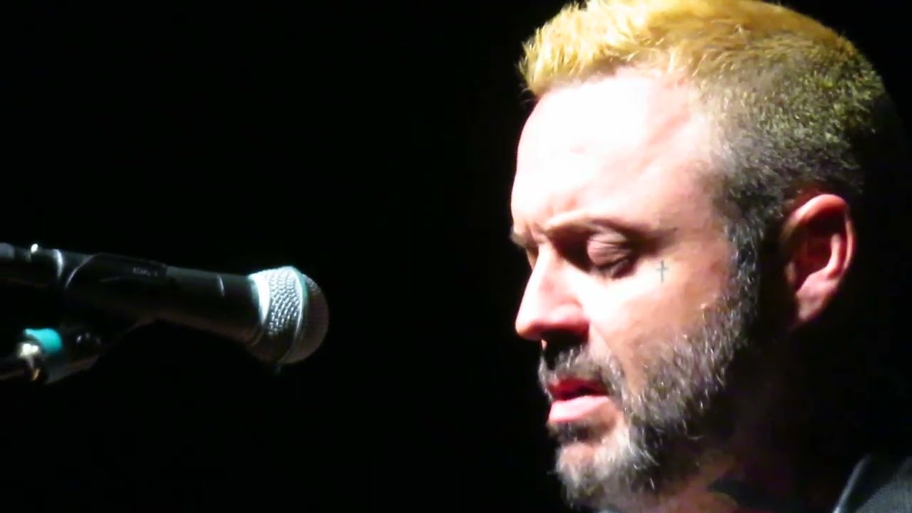 Blue October (Justin Furstenfeld) 