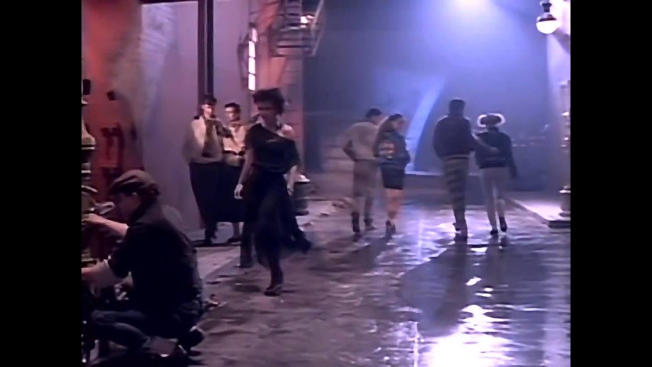 Scandal (ft. Patty Smyth) - Beat Of A Heart (HQ)