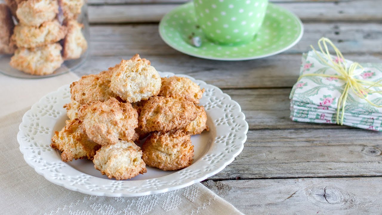 BISCOTTI AL COCCO | SOLO 3 INGREDIENTI | RICETTA CON GLI ALBUMI