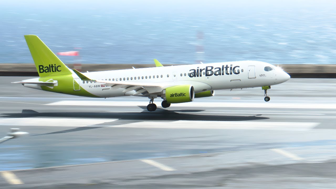 68MIN of Windy LANDINGS & TAKEOFFS at Madeira Airport