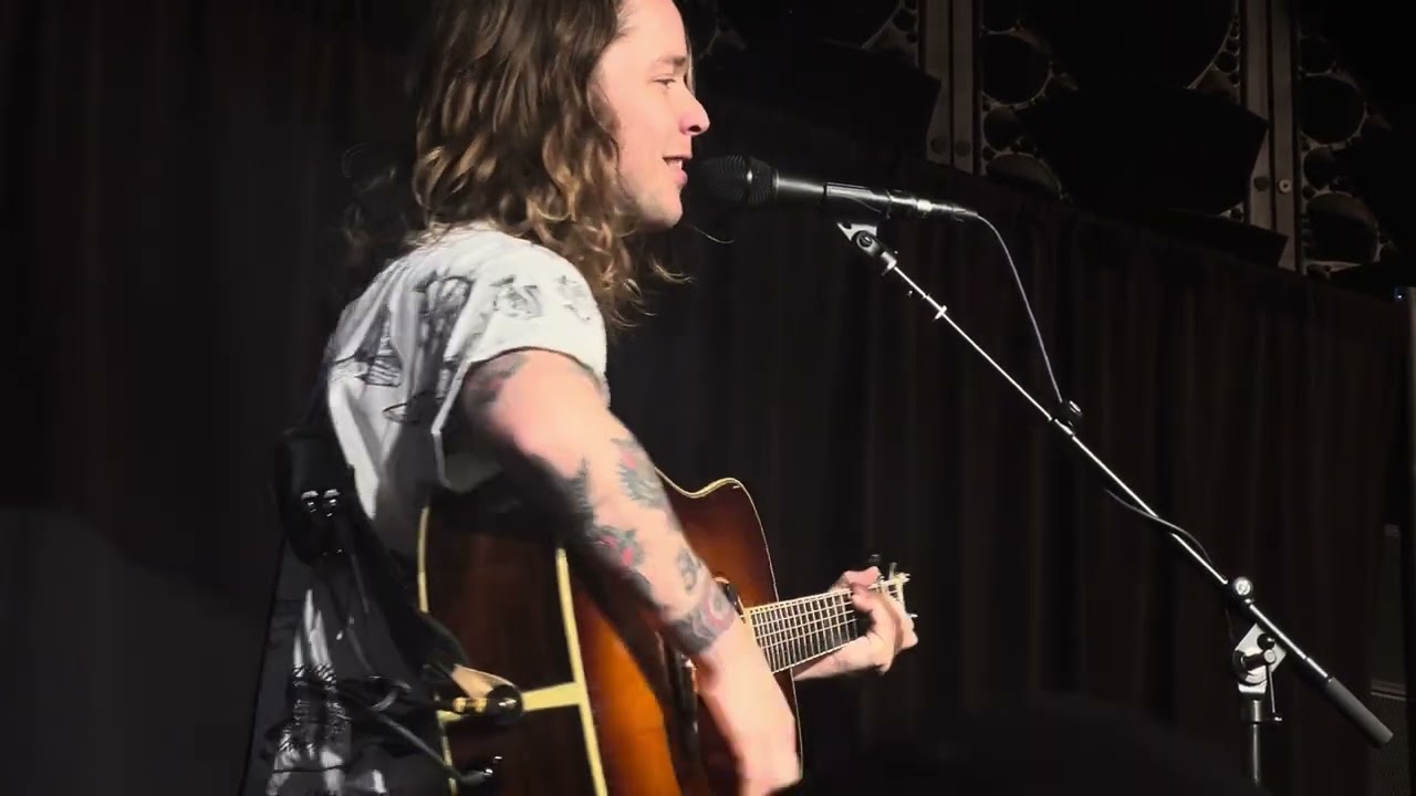 Billy Strings ‘’Secrets’’ / ‘’Must Be Seven’’ / ‘’Hide and Seek’’ 6/16/23 Pine Knob - Clarkston, MI