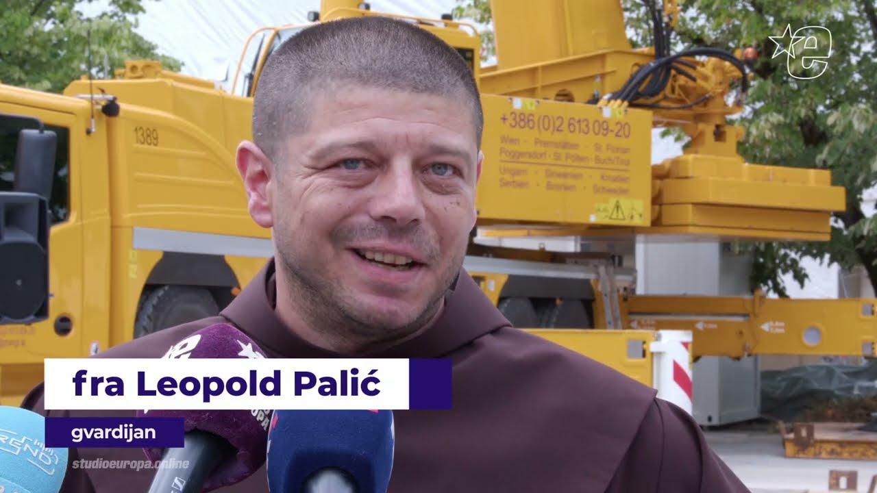 S obnovljenim križem podignut i novi svitak s porukom za buduće generacije | Studio Europa