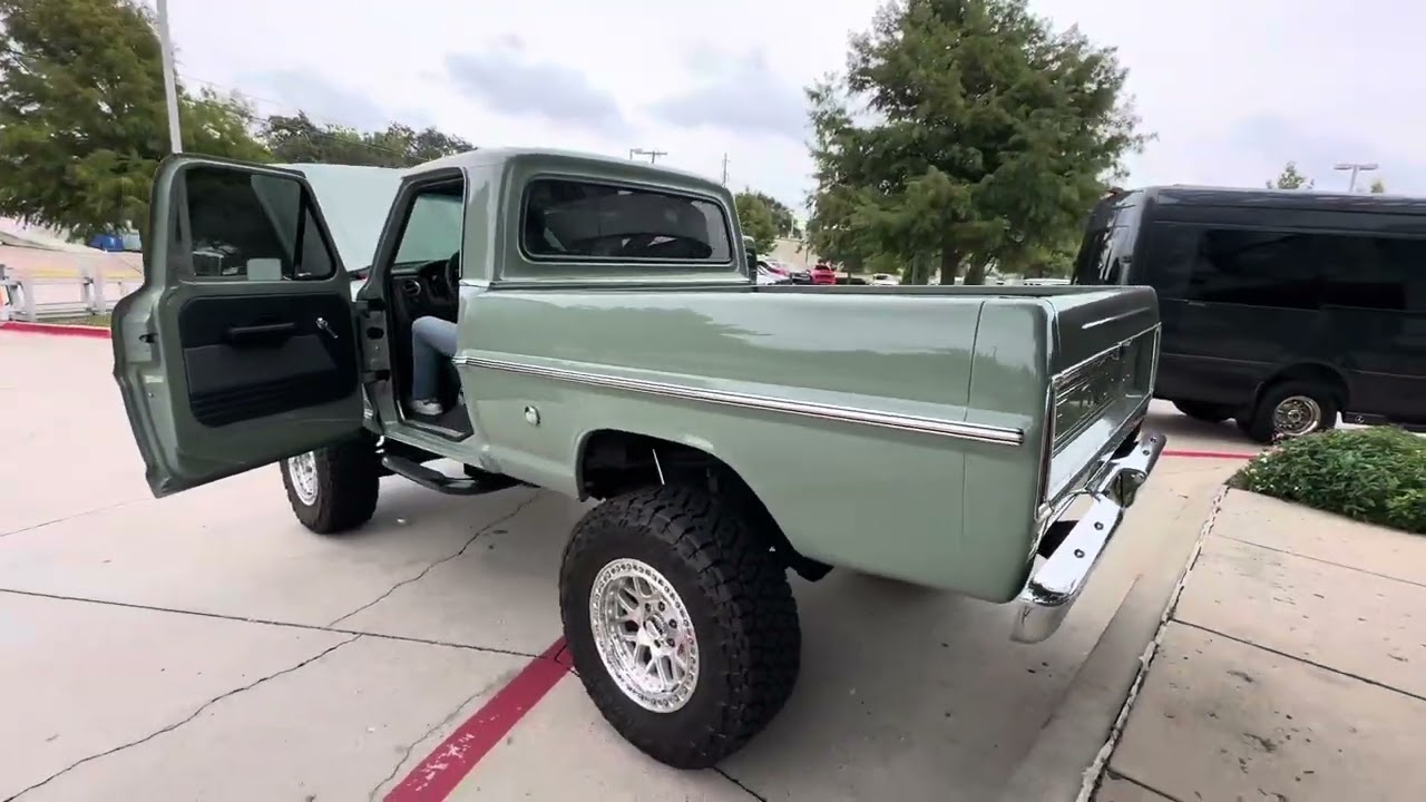 F100