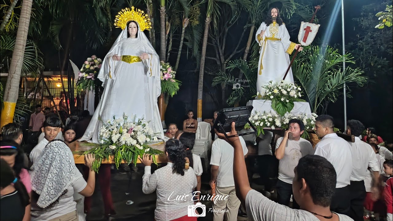 Domingo de Resurrección Salida de Jesús Resucitado de la Parroquia El Rosario.