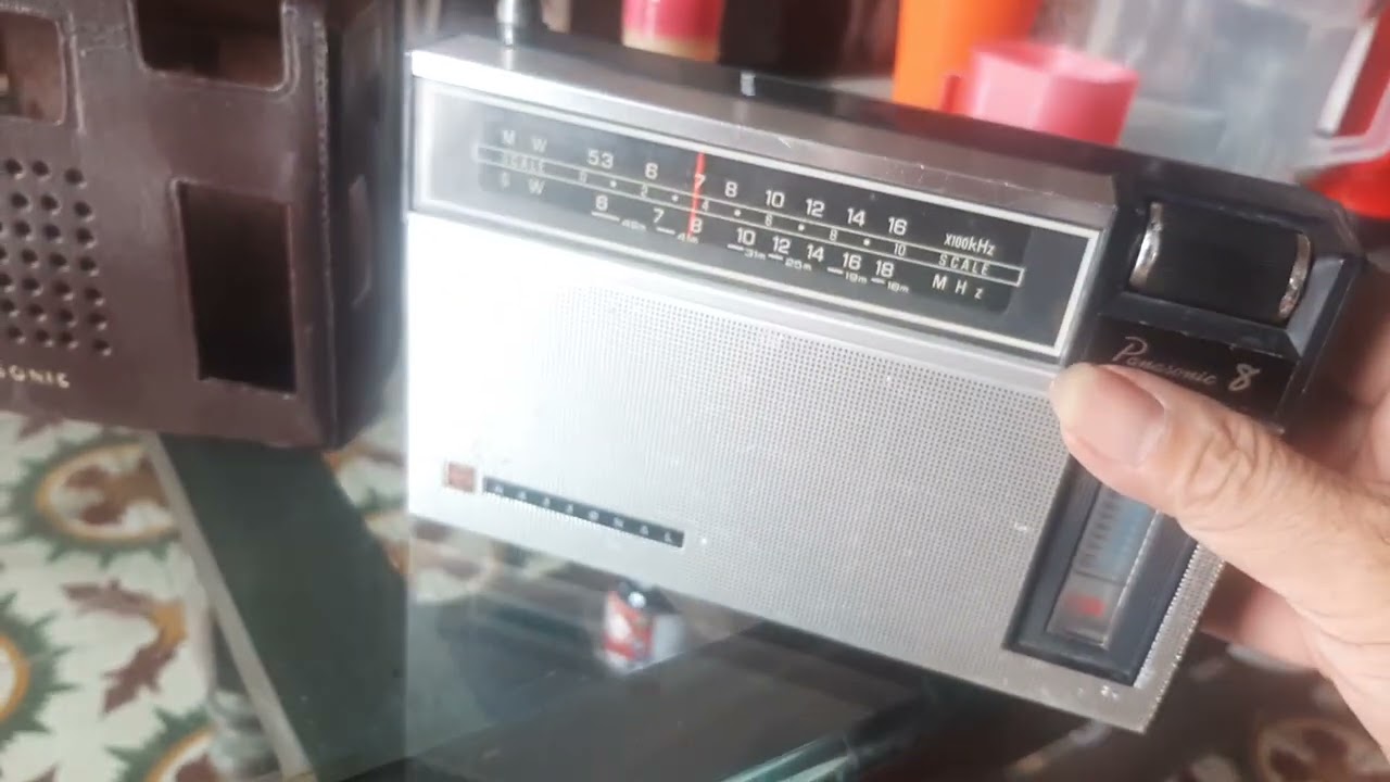 ( Đã bán )Radio xưa NATIONAL R-222J  LH 0975385755