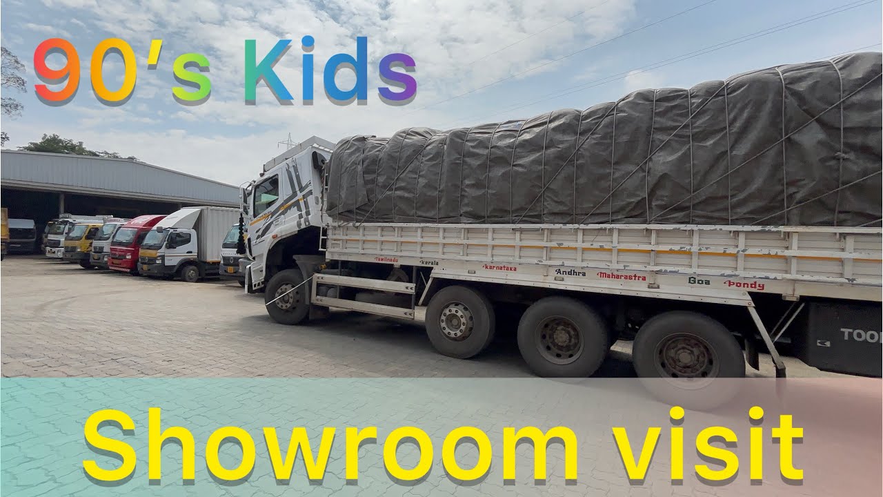 ലോഡുമായി പോവുന്ന വഴിയിൽ വണ്ടി ഷോറൂമിൽ..! കൂത്താട്ടുകുളം | @TravelLiya 