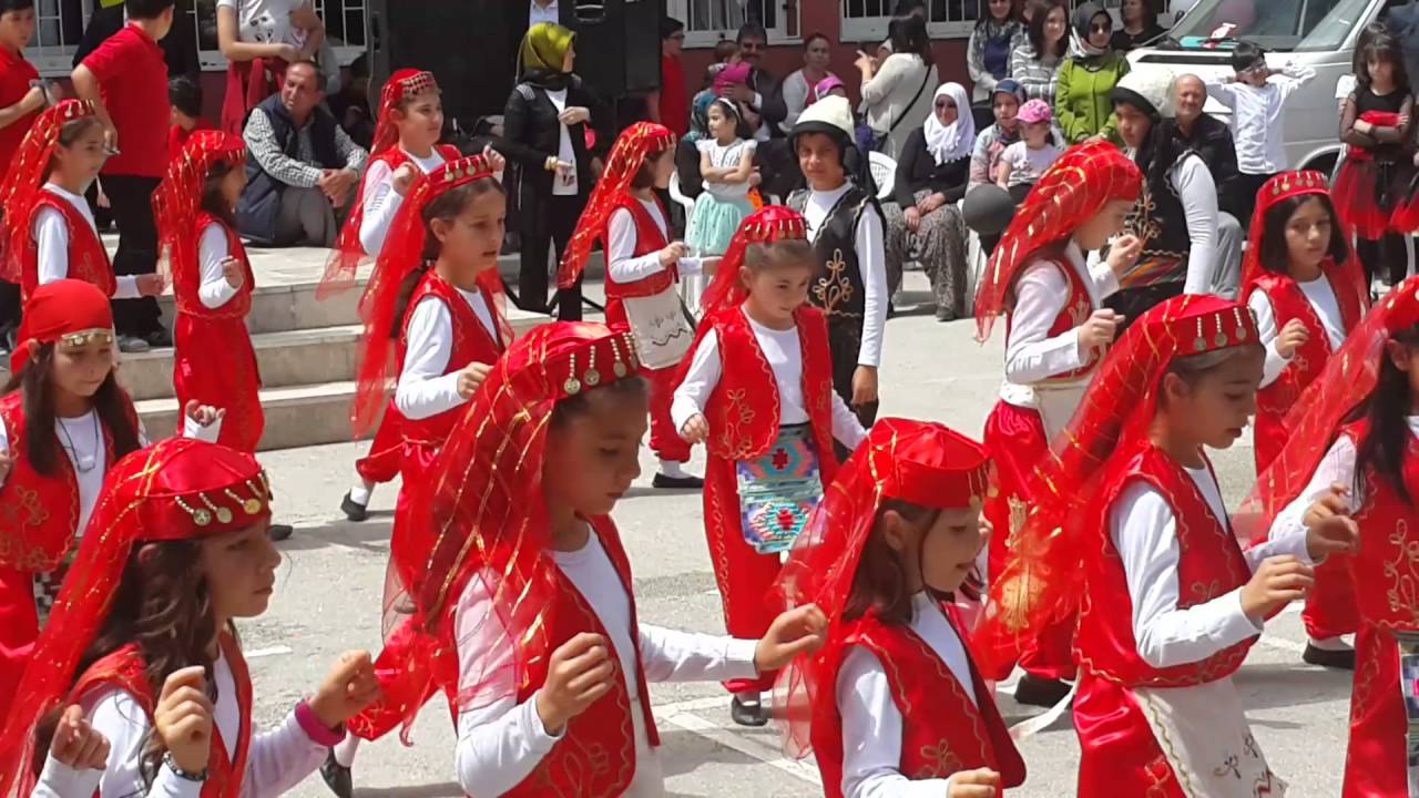 BURDUR YÖRESİ HALK OYUNLARI