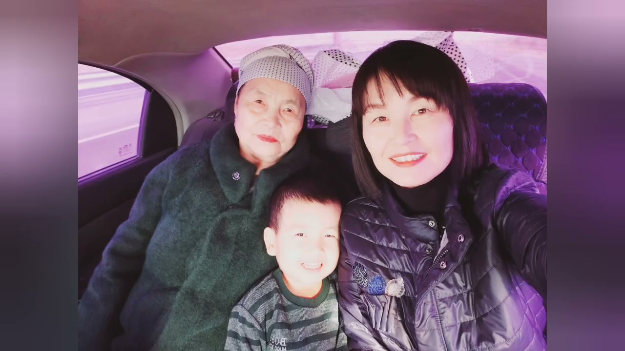ҰЛЫ АНА. Әні: Үкітай Ерниязов. Сөзі: Айдос Рахметов. Орындаушы: Айнұр Ериязова.