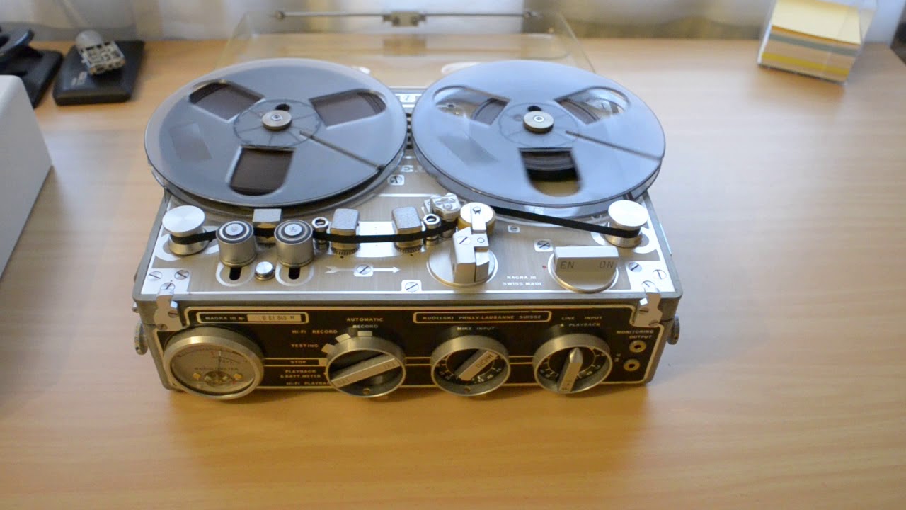 Nagra III Tonbandgerät Außenansicht mit Musik/Nagra III taperecorder show and Play