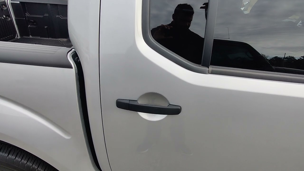 2021 Nissan frontier