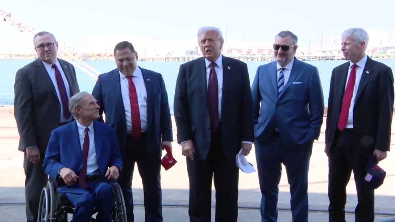 Donald Trump arrives in Corpus Christi for energy briefing
