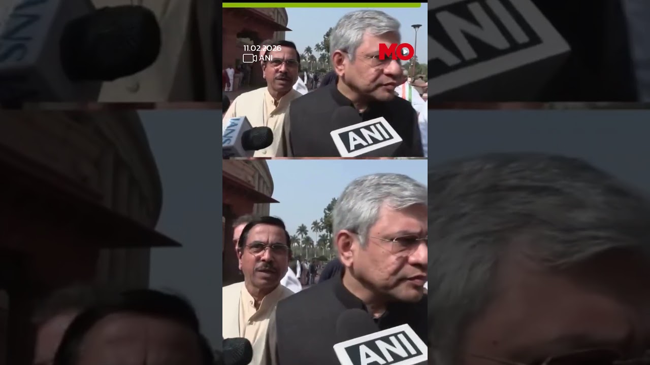 Rahul Gandhi Crashes Minister Vaishnaw's Media Chat | Mo of Everything