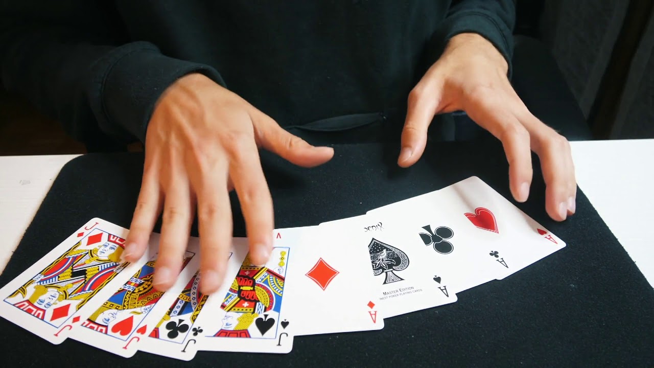 IL TEMPO SISTEMA LE COSE - Magia con le carte