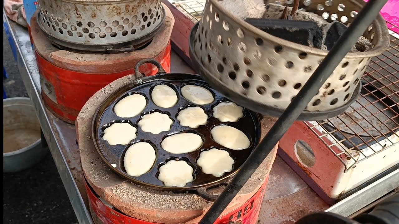 ร้านขนมที่คิดถึงแต่คนกิน ขนมไข่เตาถ่านโบราณ บังอาดัม ขายดีจนทำไม่ทัน madeleines