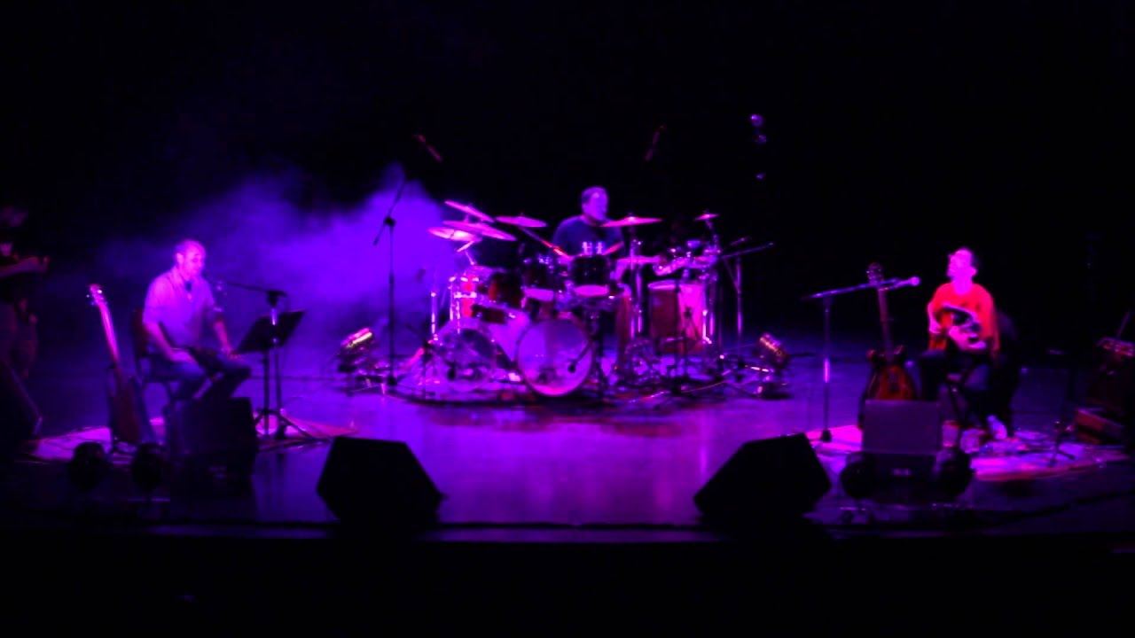 PRESENTA TRIO - DIEZ A&Ntilde;OS - NADA