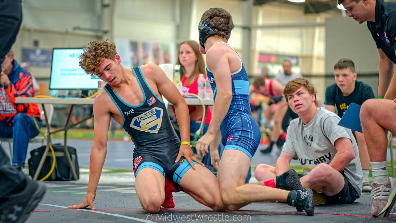 120 – Chris Trevino {G} of Elite Athletic Club IN vs. Griffin Ingalls {R} of Indiana Outlaws White