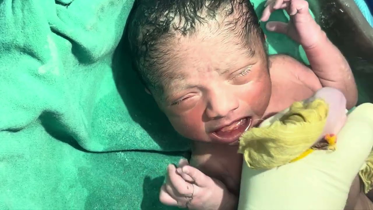 Baby Ki Masoomiyat Ne Sabka Dil Jeet Liya 💕 #viralvideo #trending #baby 