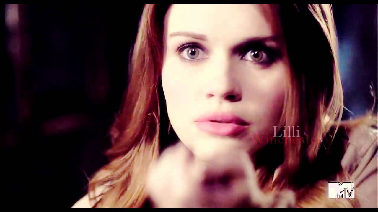 ► Lydia Martin | So cold