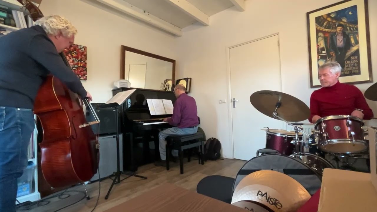 Django -  Lumen Jazz Trio