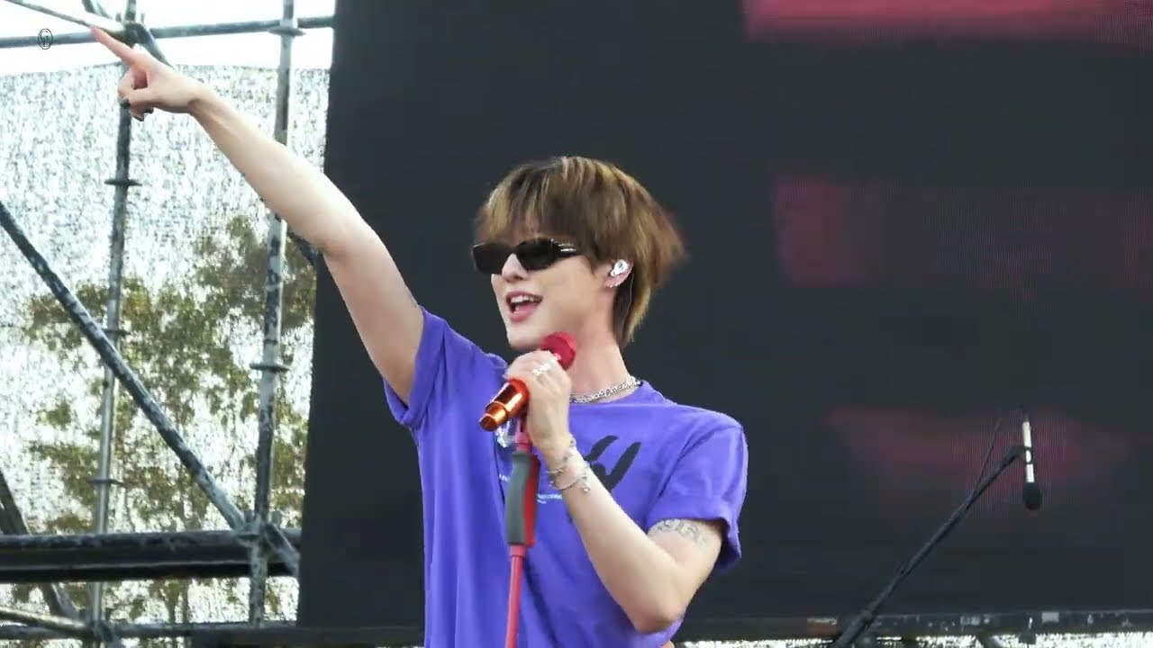 [4K] WOODZ(조승연)  'Dirt on my leather' 직캠 @220528 PEAK FESTIVAL