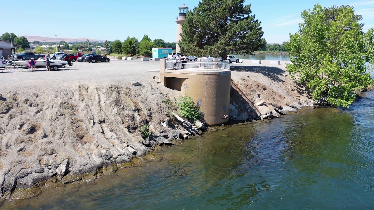Clover Island Lighthouse Tri Cites Washington