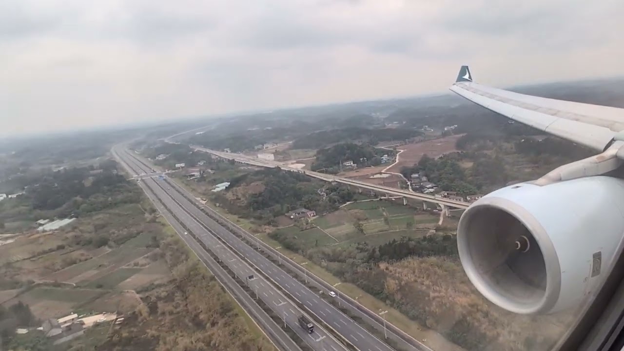 Cathay Pacific Airbus 330 landing in Chengdu