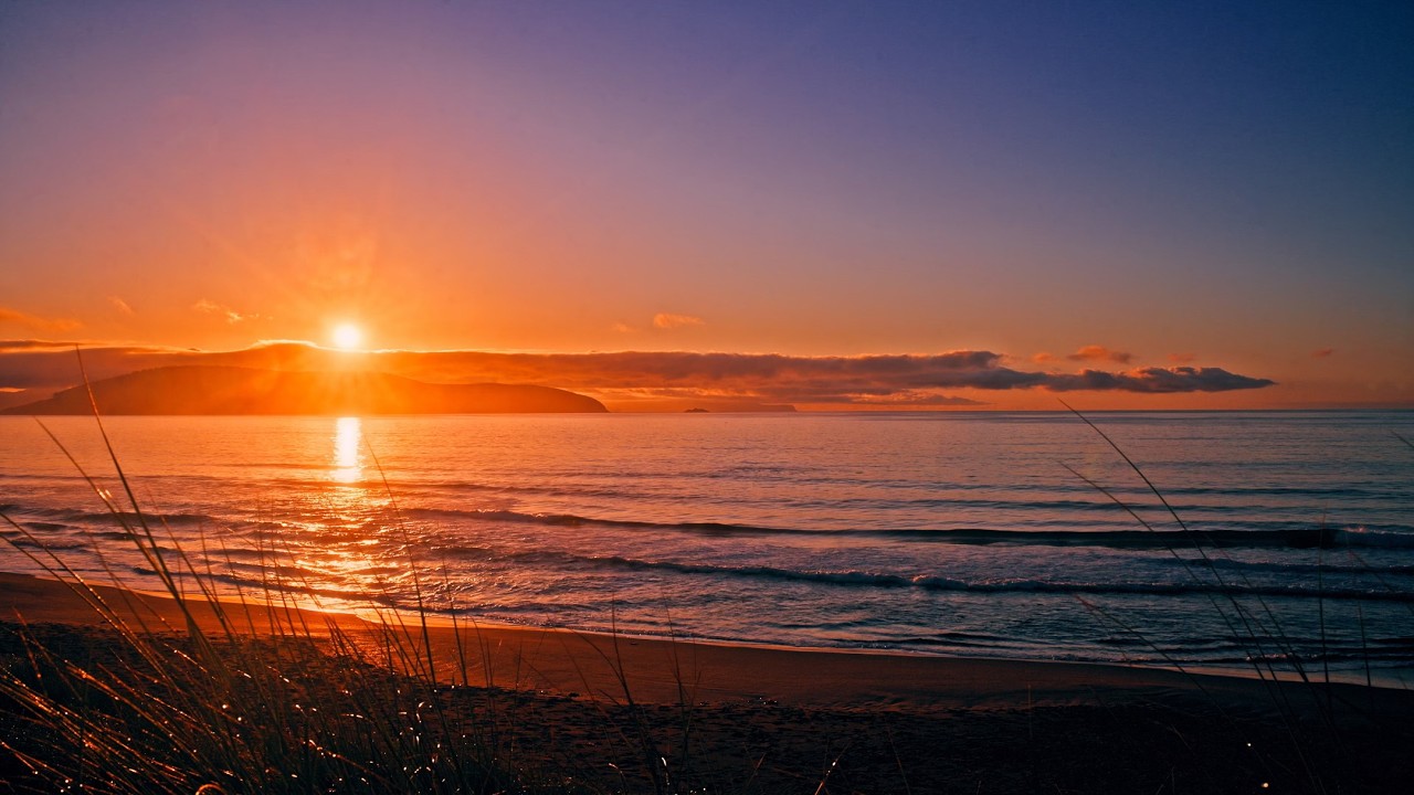 Full Non-Looped Sunrise on a Calm Beach with Rolling Ocean Waves | Deep Relaxation ASMR | 4K
