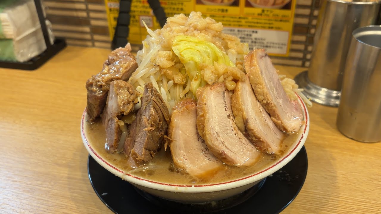 これ食べ切れたらチャンネル登録お願いします