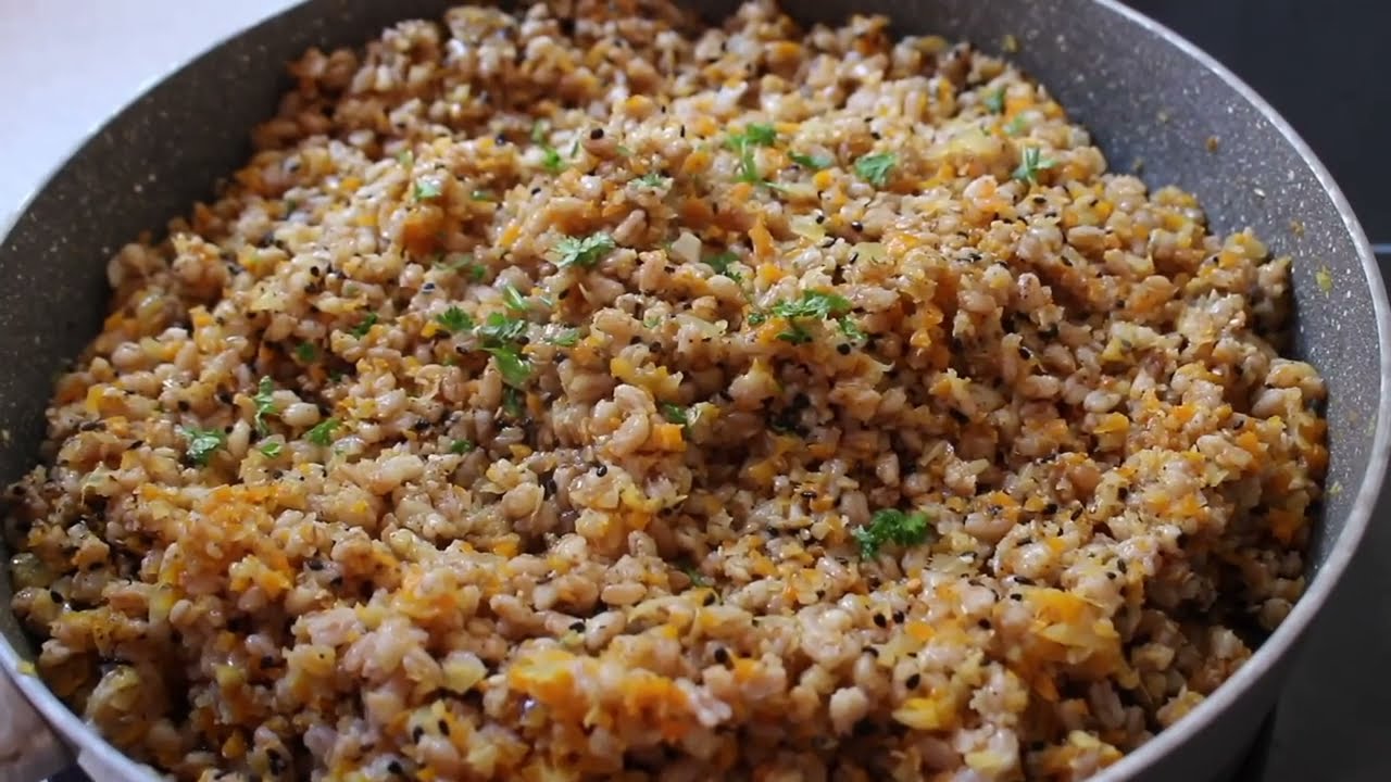 Ljudi nevjerovatno!Ukusnije od bilo kog mesa. Paprika,orasi, integralna riza.Naziv dajte vi.