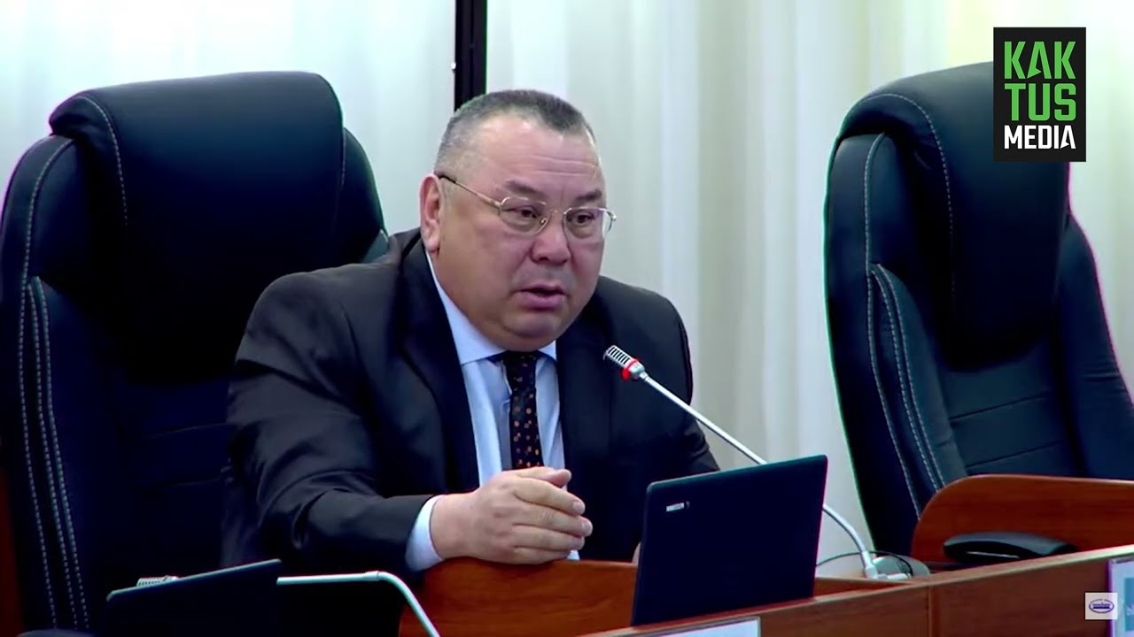 Балбак Тулобаев заявил, что кабмин не считает депутатов за людей