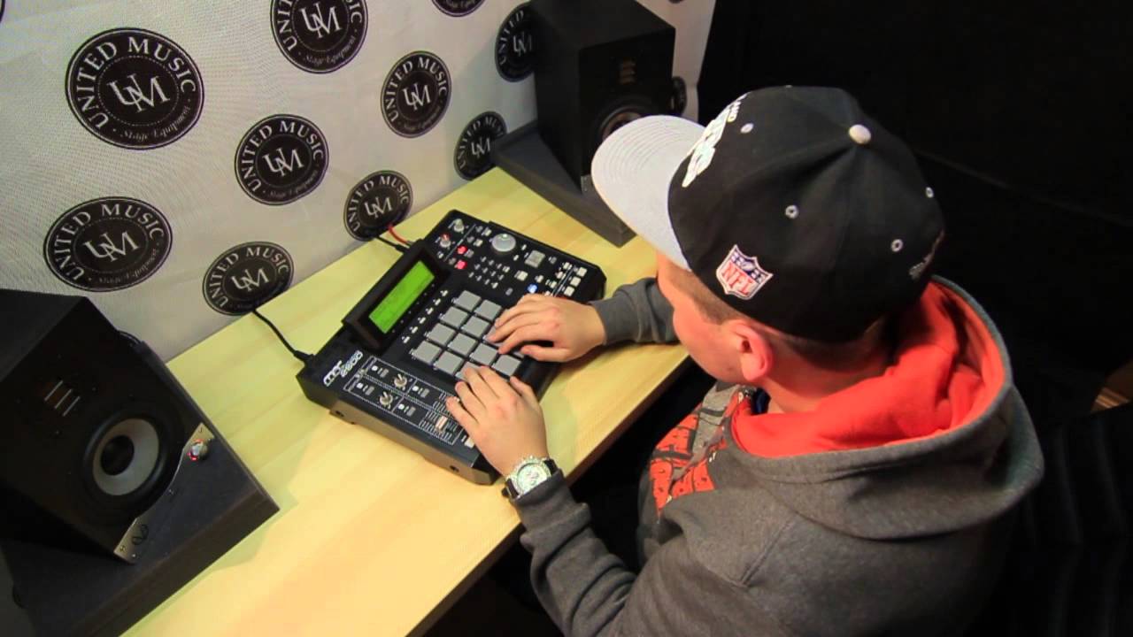 V tone, Akai MPC 2500 для магазина United Music (play true shortout)
