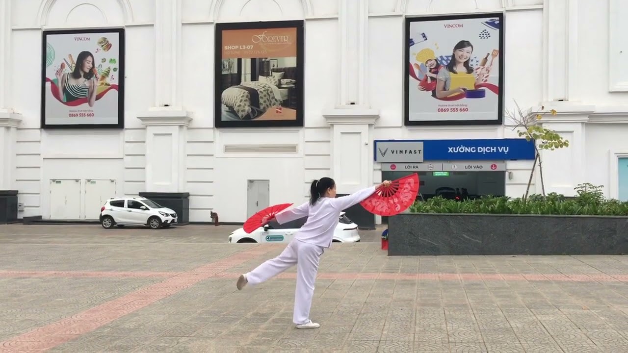 Quạt Đôi 26 thức - đảng đã cho ta một mùa xuân  -Duyên Nguyễn Thị đây