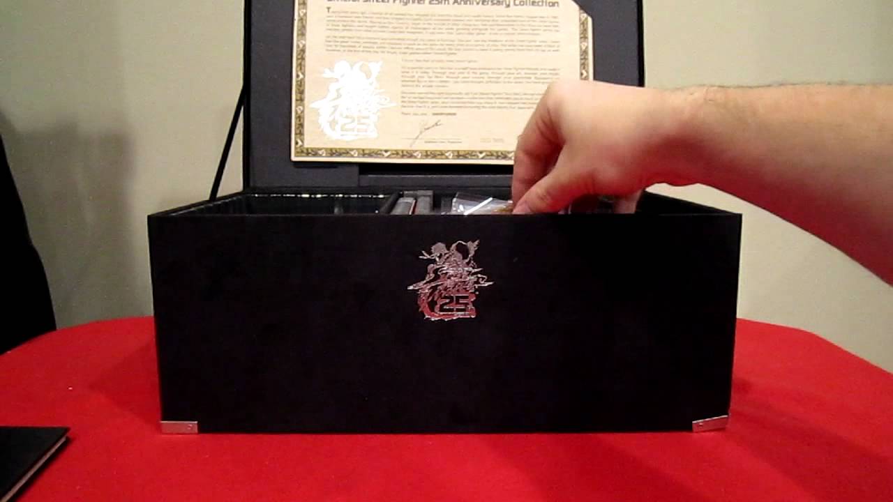 Street Fighter -25th Anniversary Edition- Unboxing - Xbox 360