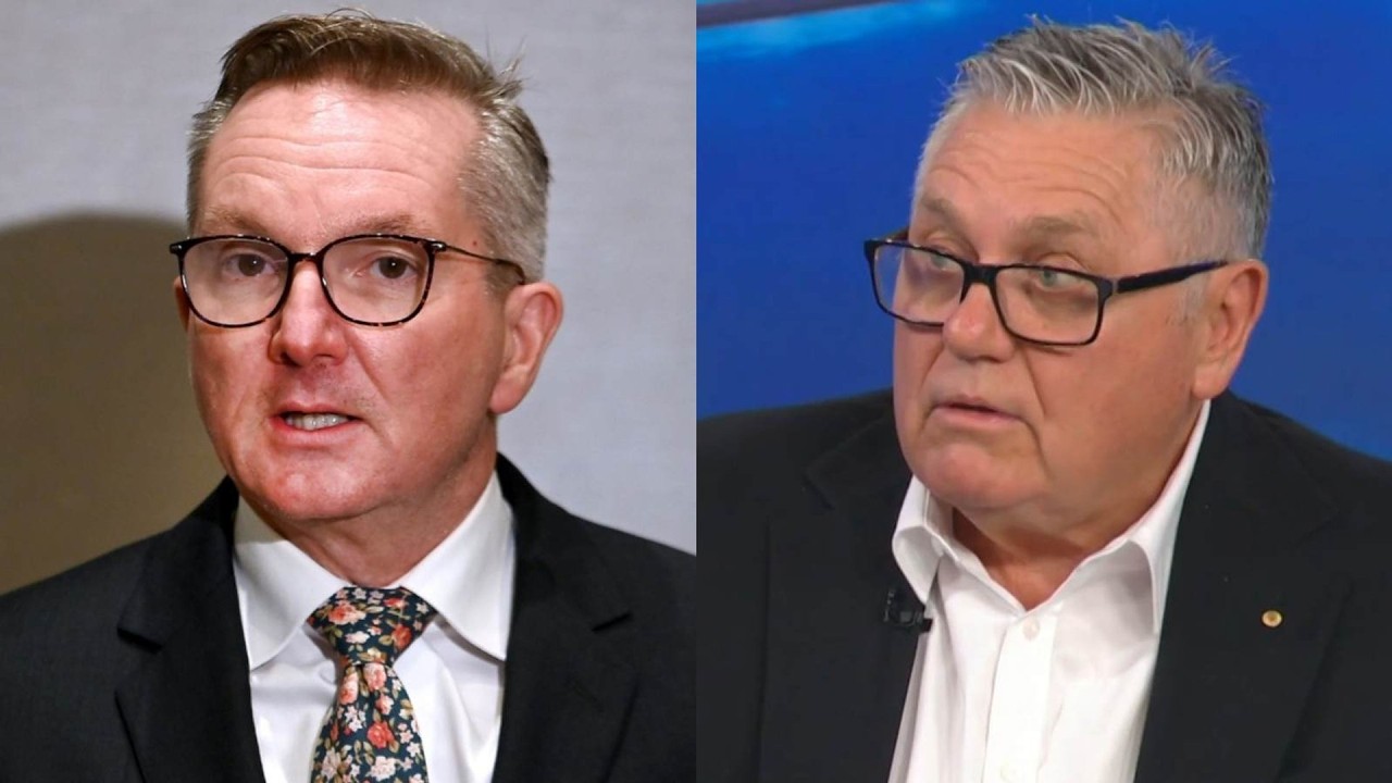 Ray Hadley unleashes on Chris Bowen for nodding off at taxpayer-funded conference