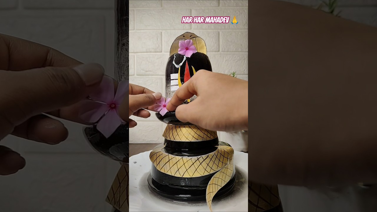 How To make Shivling 🙏☘️ with ice/ barf 🧊 at home 🏠  #harharmahadev #shivling#shiv #shiva#viral#diy