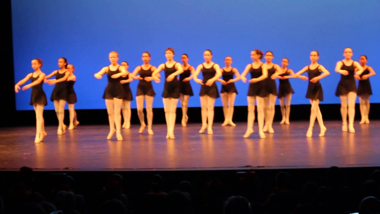 Raven dances to Canon in D - June 2014